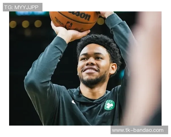 安芬尼西蒙斯谈交易流言称专注当下是最重要的