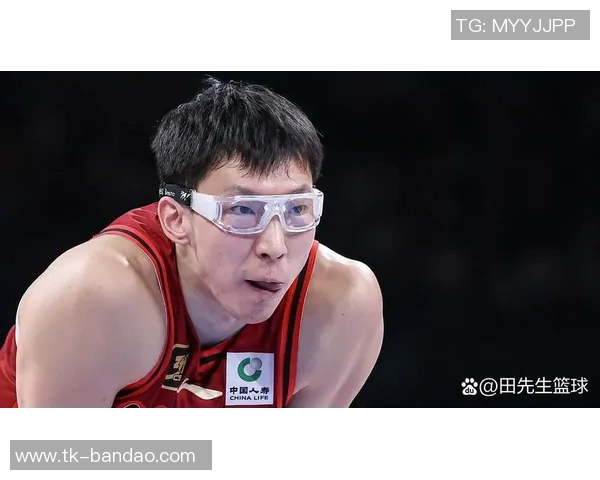 周琦因腰部反应强烈或将缺席对阵新疆的比赛